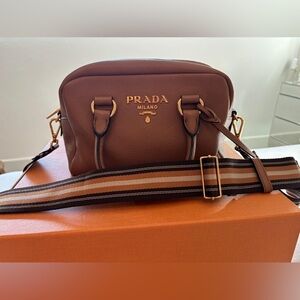 Prada Brown Leather crossbody handbag